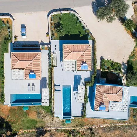 Vila Ioanna Mentoros Karavádhos