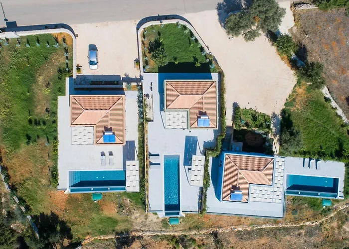Vila Ioanna Mentoros Karavádhos